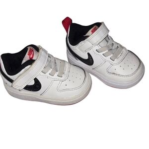 Nike Kids White and Black Sneakers